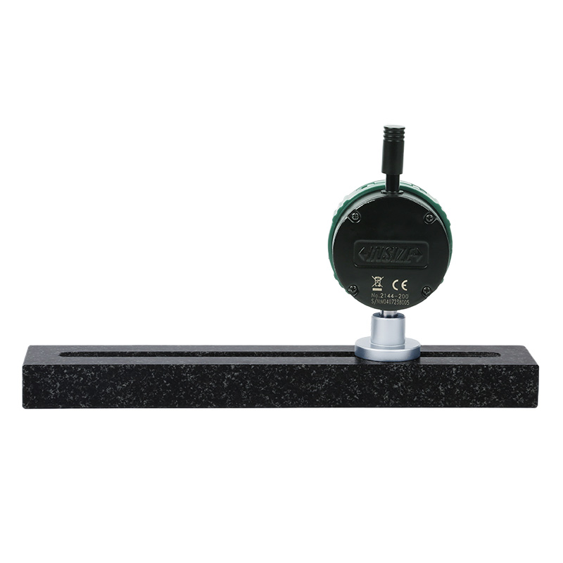 Straightness/Flatness Gauge